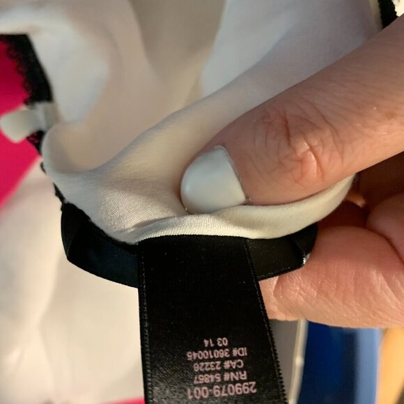 Victoria's Secret White & black lace sleep slip - Picture 3 of 5